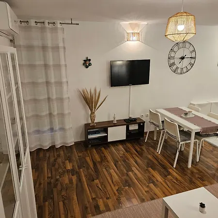 Apartman Minja *